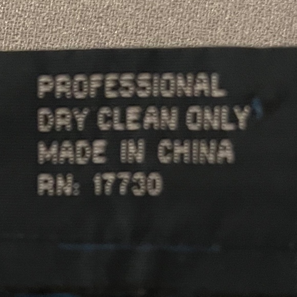 Deep Green Silk and Cotton Blouse - Picture 5 of 5